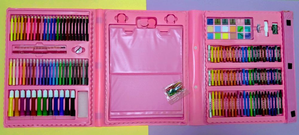 Набор для рисования из 208 предметов фломастеры, карандаши, краски