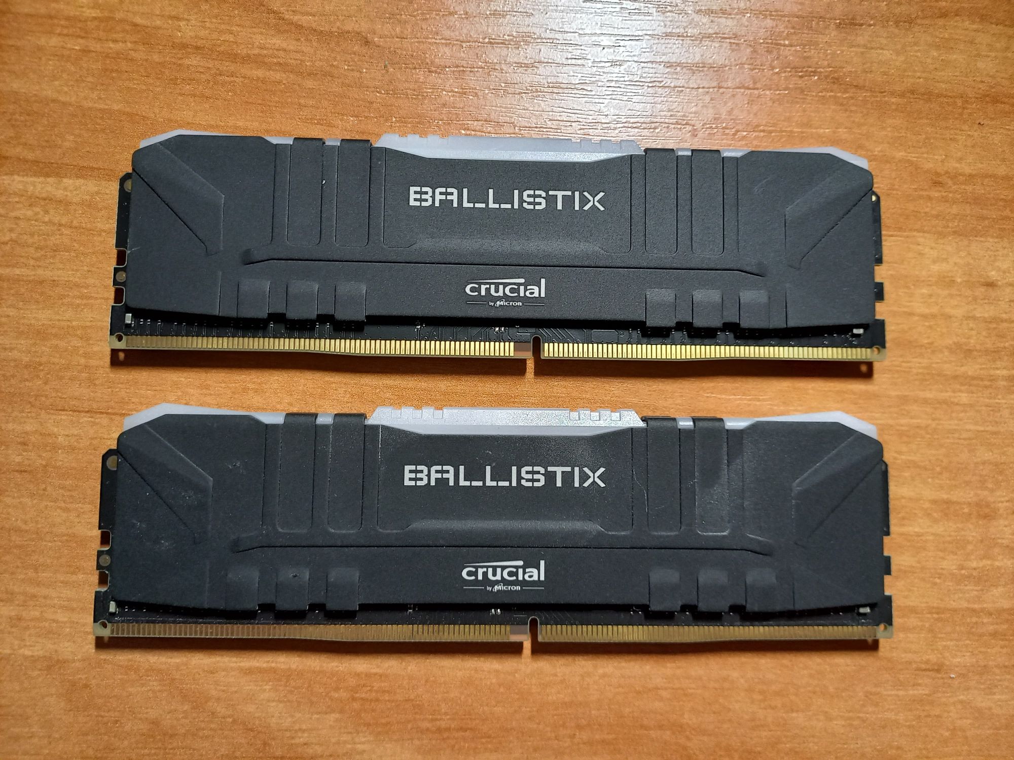 Ballistix rgb Оперативная память ddr4 4+4gb