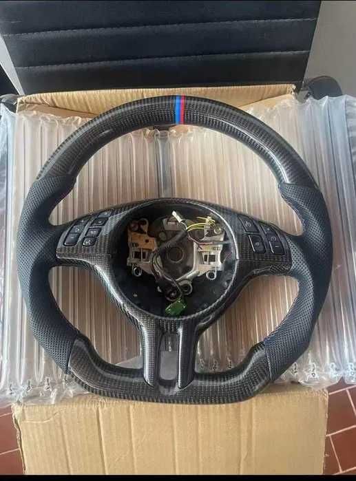 Volante BMW E46 Desportivo Carbono