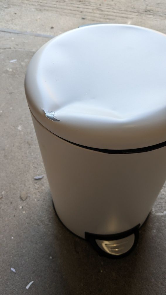 Kosz na śmieci biały kubeł LEMAN pojemny 12L WENKO