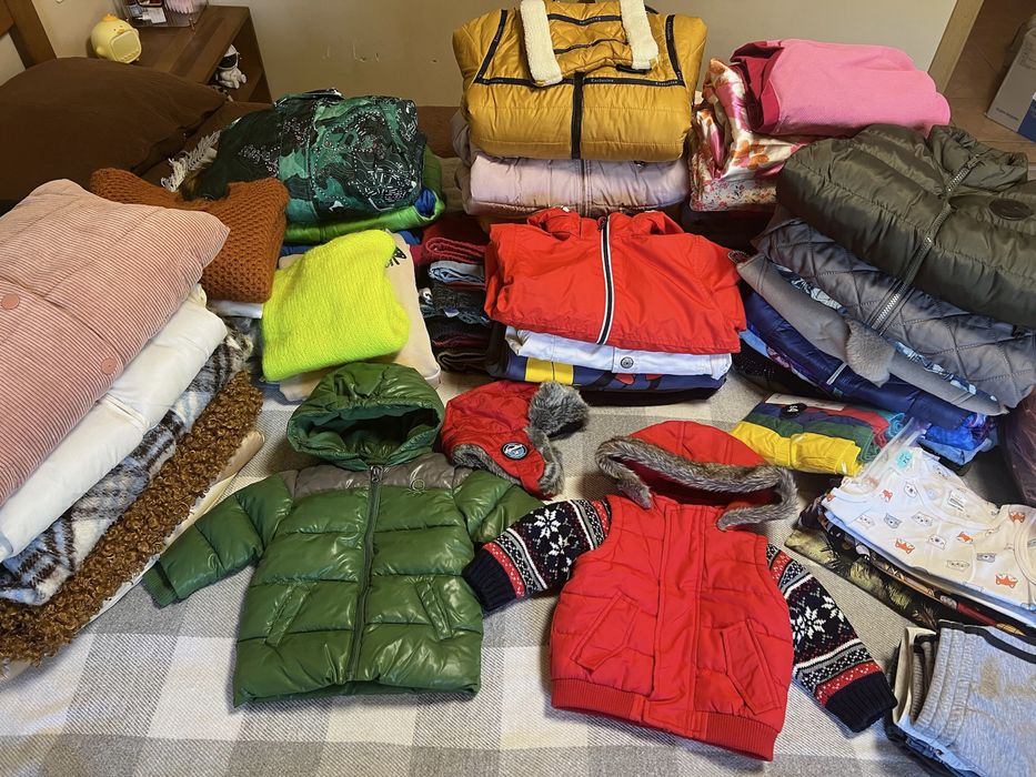 Пакет речей на хлопчика 1 - 5 років куртки жилет штани кофти взуття