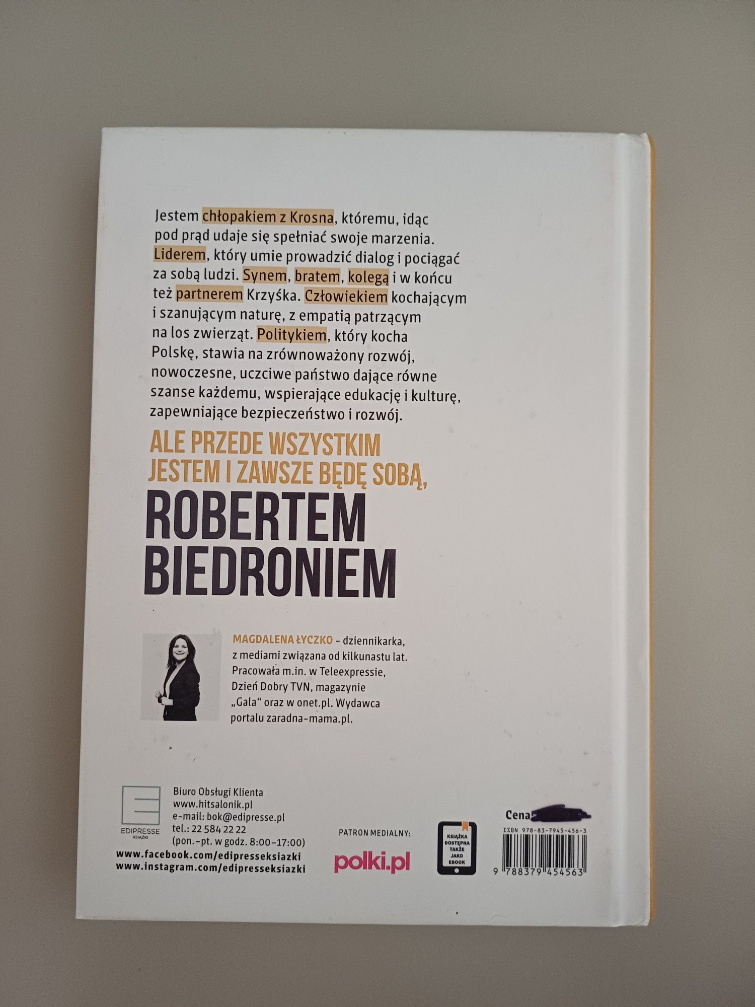 Raz czytana książka "Pod prąd" Robert Biedroń twarda oprawa