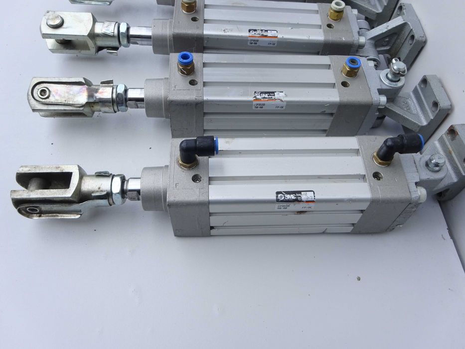 Siłownik  docisk stolarski pneumatyczny SMC CP95SB fi 50 skok 80 200kg