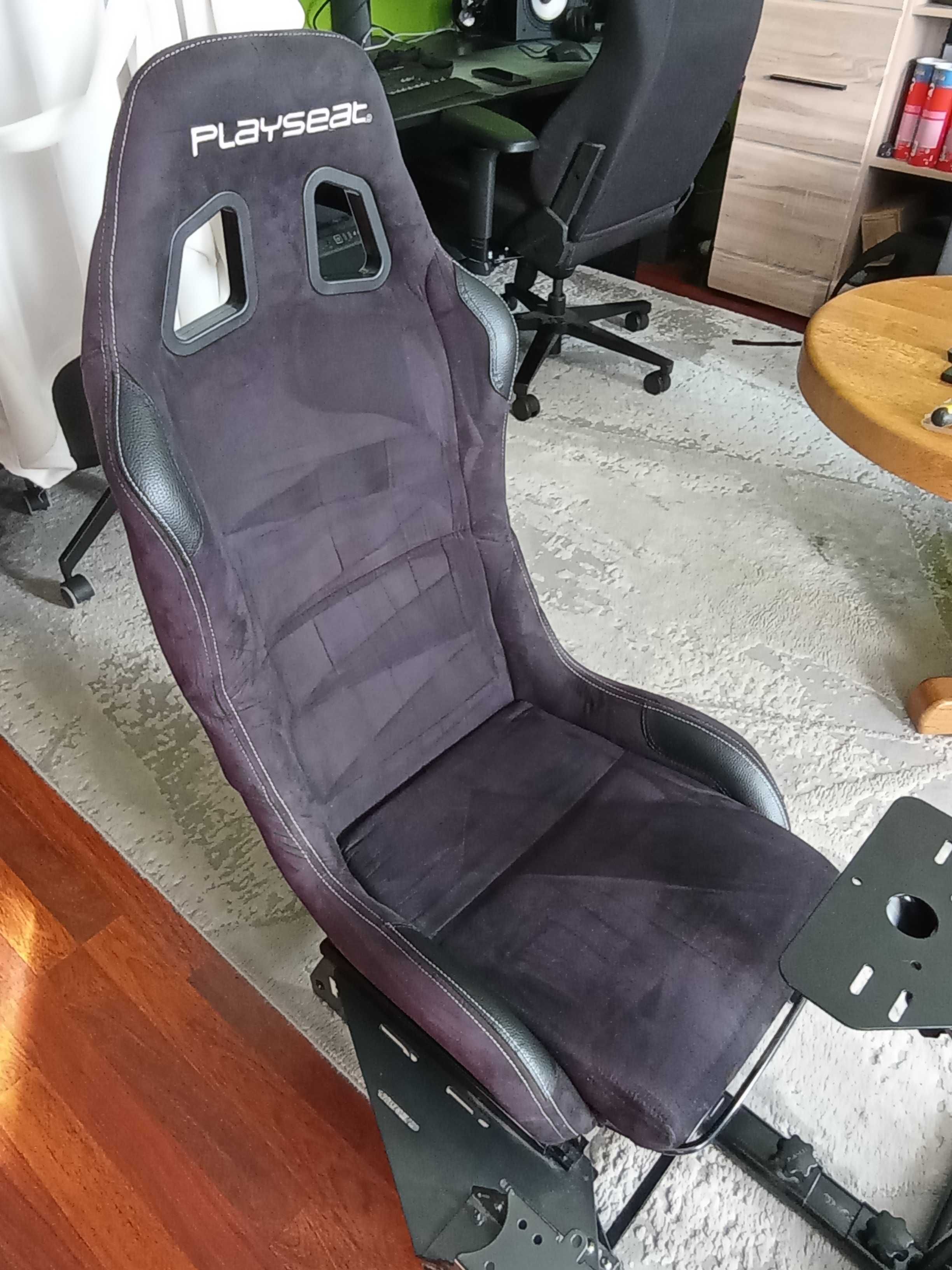 Fotel PlaySeat Evolution Alcantara