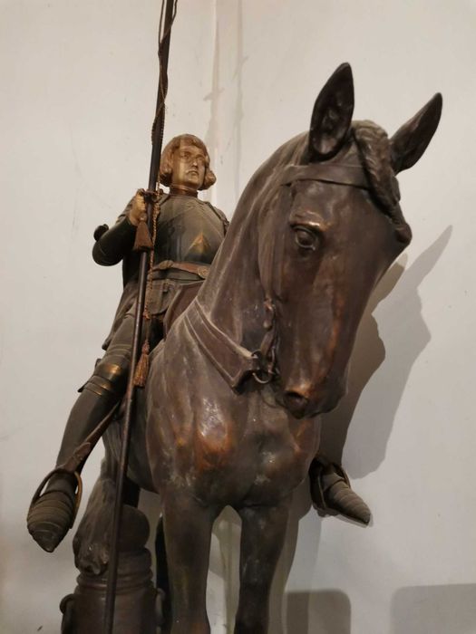Antiguidades - Estátua de Cavaleiro "francês"