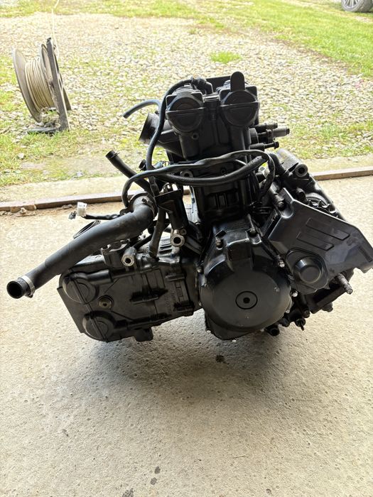Silnik Suzuki SV 650  + gazniki