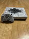 Xbox one x 1TB 4K Gears 5 edition
