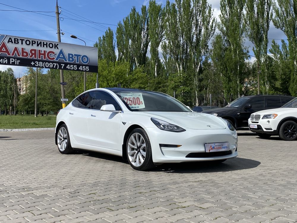 Tesla Model 3 68 (ВНЕСОК від 15%) Альянс Авто Кривий Ріг