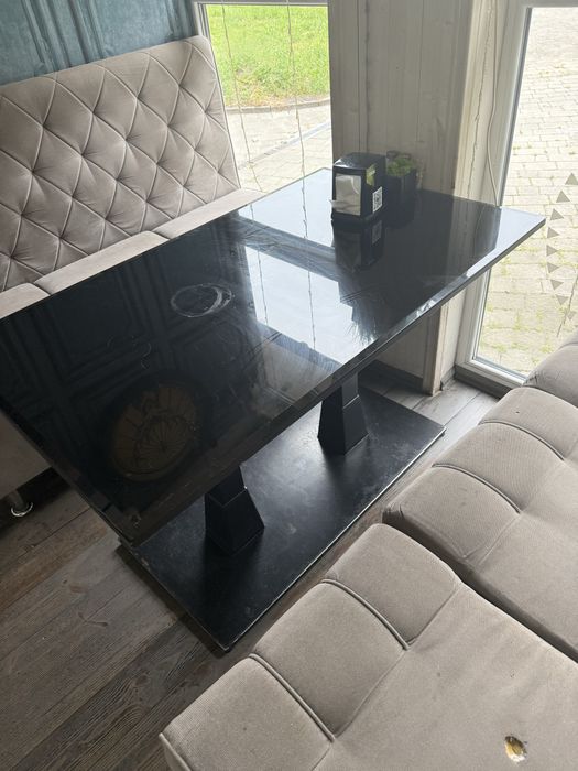 Меблі для кафе. Дивани і Столи