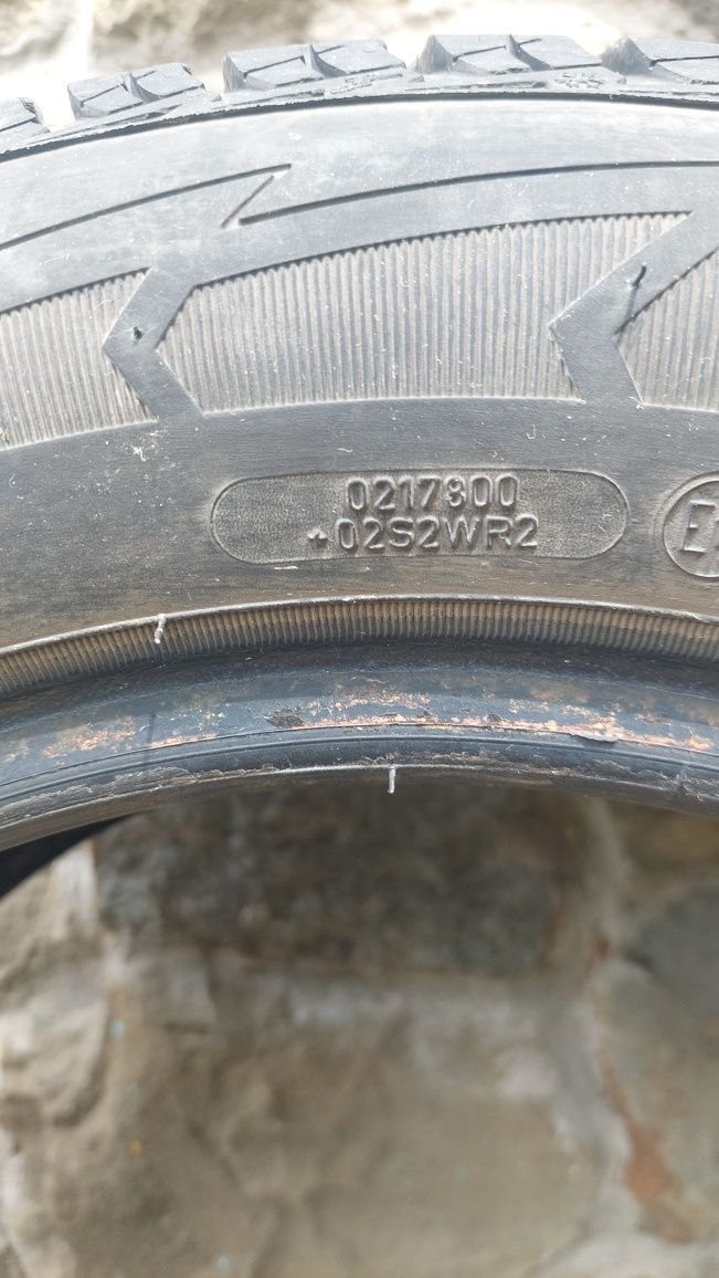 Шини 185/65/R15 GoodYear зима
