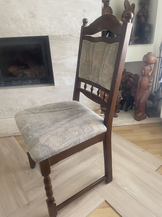 Krzesla piekne  tapicerowane drewniane 6 sztuk