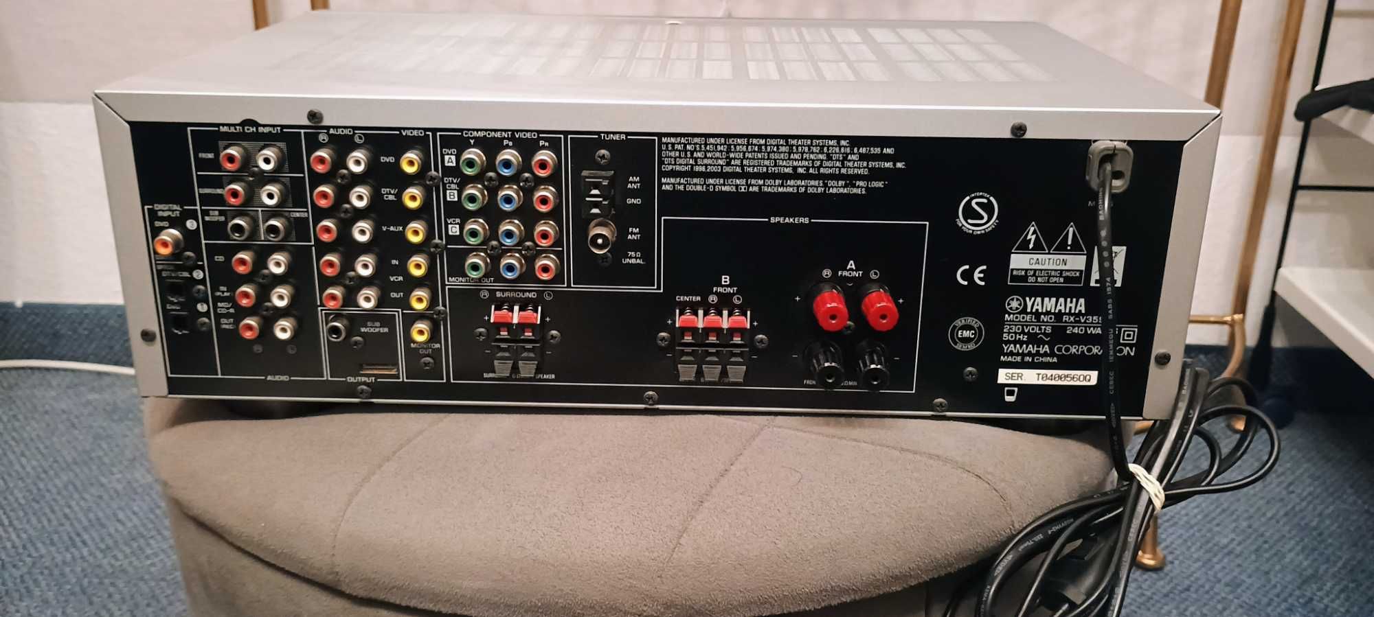 Yamaha RX-V359 amplituner