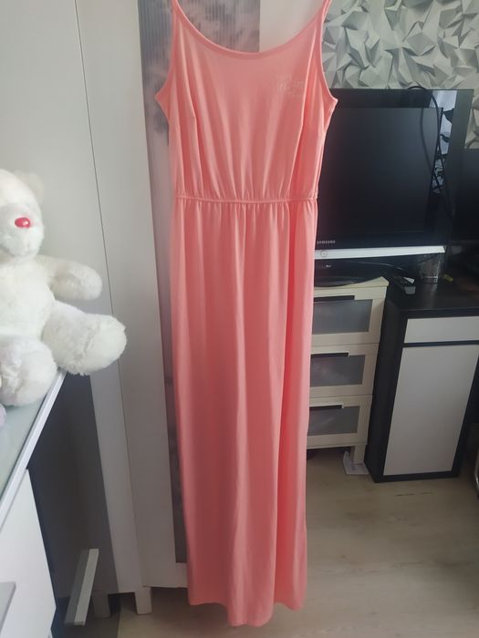Sukienka dluga S nowa