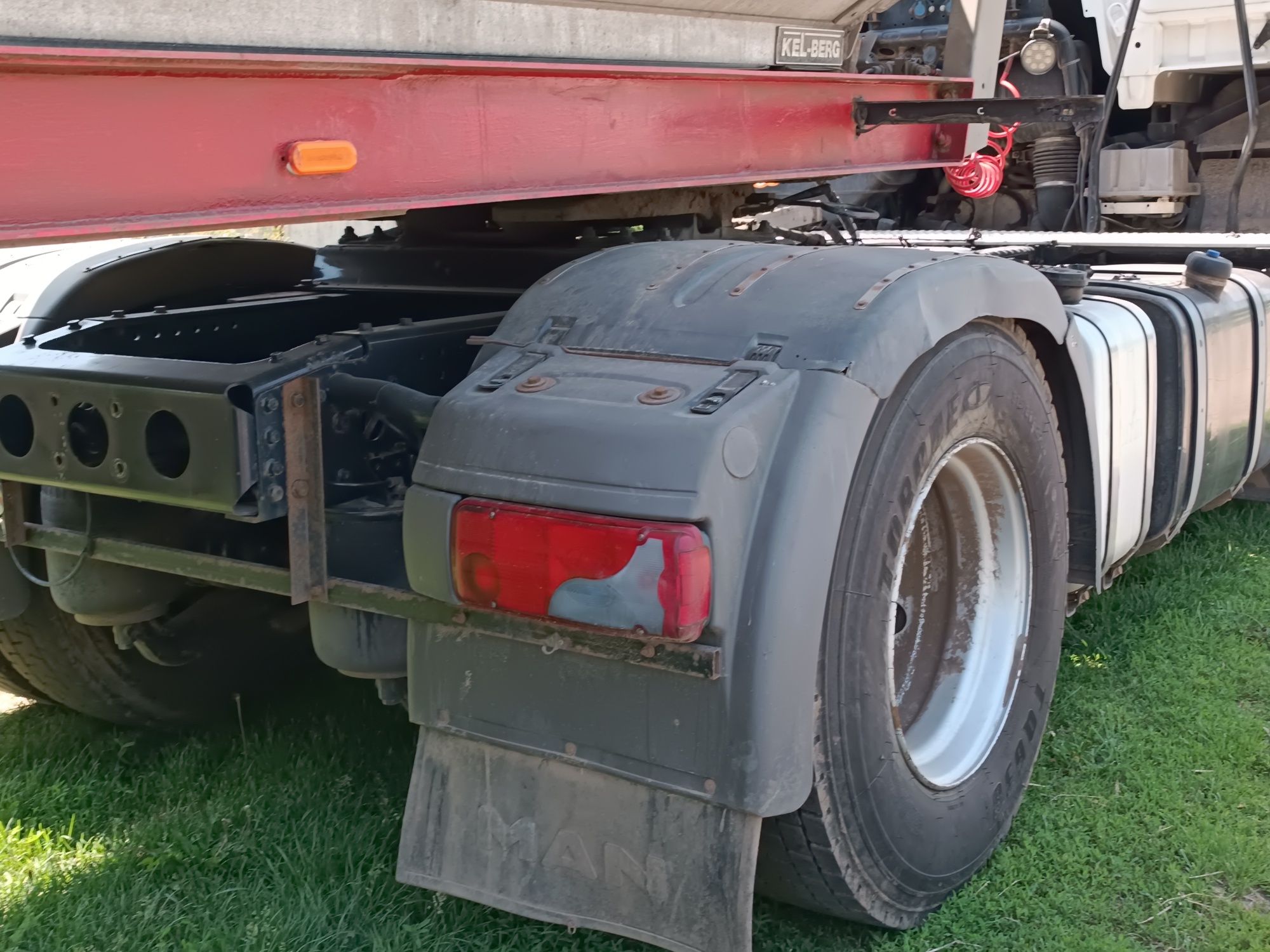 Напів причіп в доброму стані