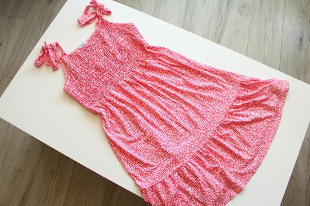 Плаття, сарафан, сукня