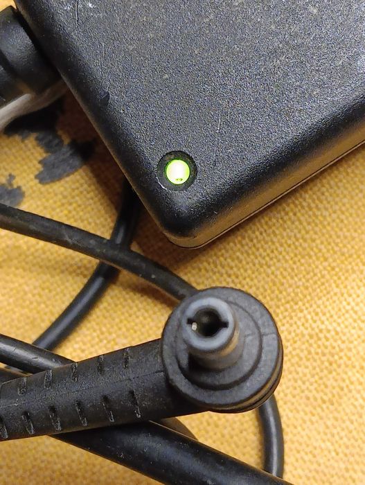 Зарядне блок живлення до ноутбука Asus 19V 3.42A 65W (5.5×2.5mm)