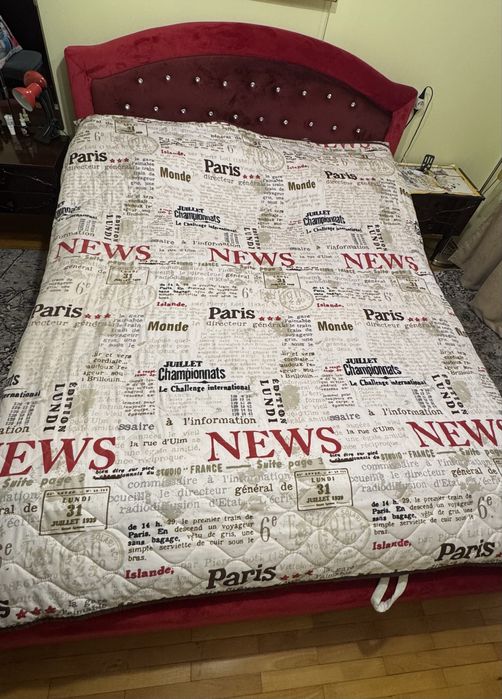 Ліжко червоне 2.20 на 1.80