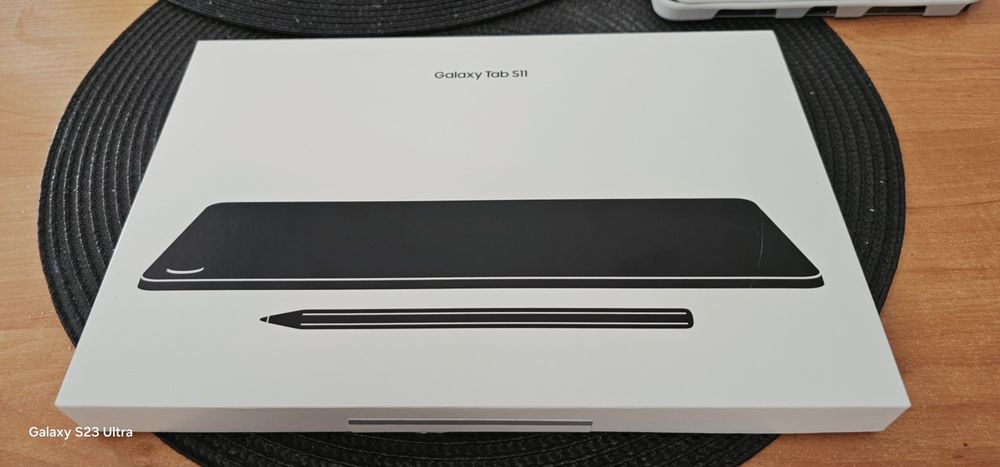 Samsung tab s11.
