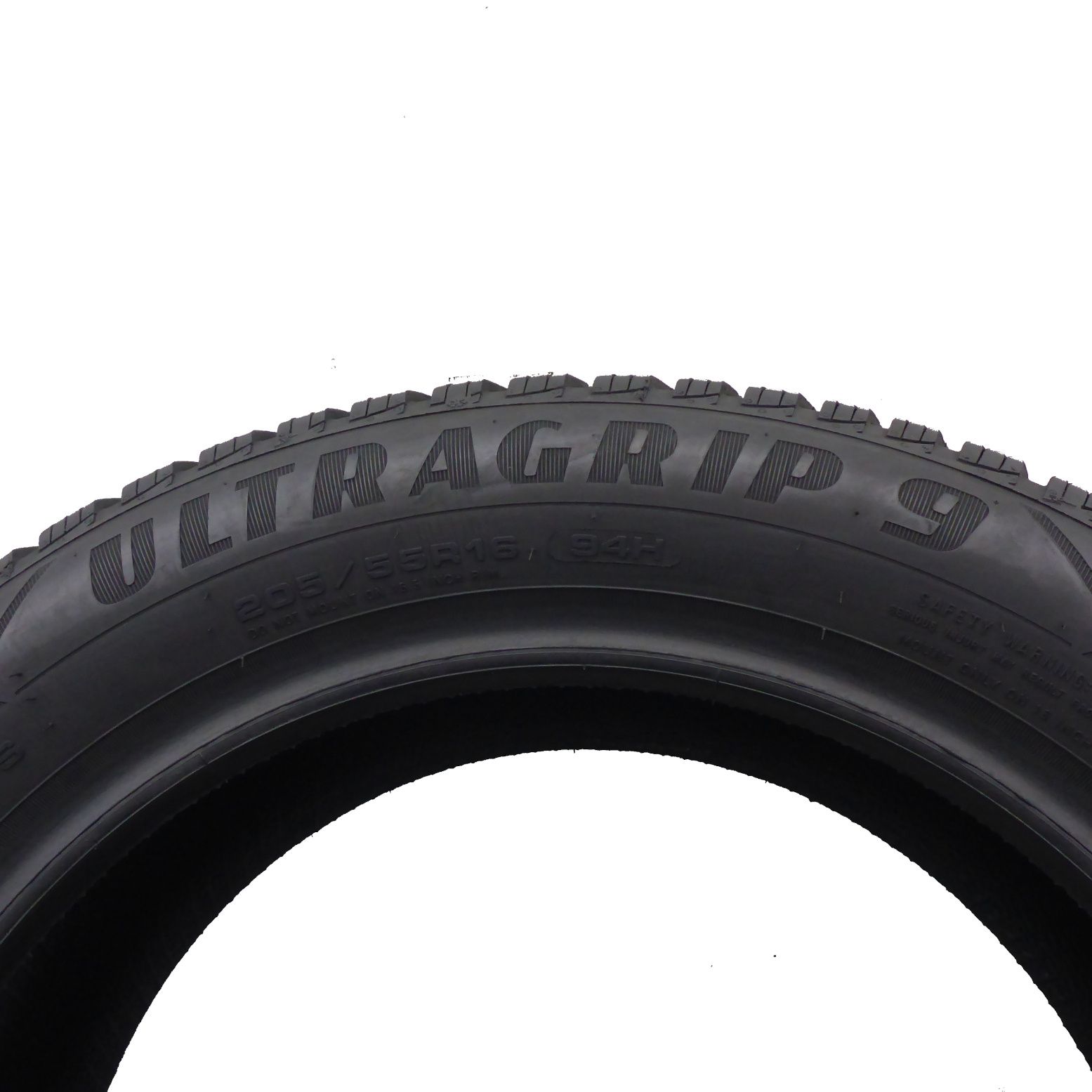 205/55/16 Goodyear 205/55R16 94H XL UltraGrip 9 Zima 2016 5,8-7mm