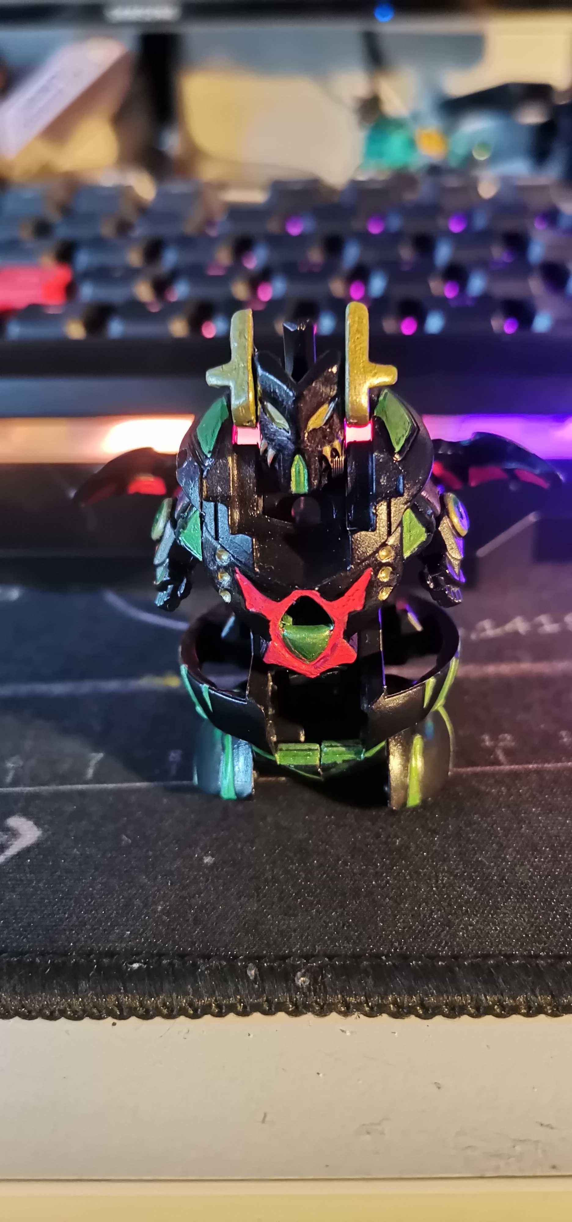 Bakugan custom Darkus Linehalt