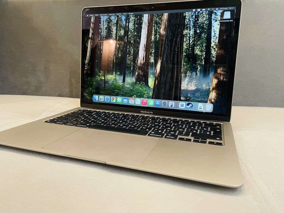 Продам Apple MacBook Air M1