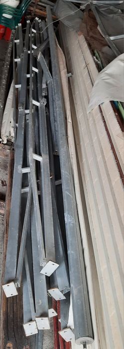 Estrutura em ferro galvanizado