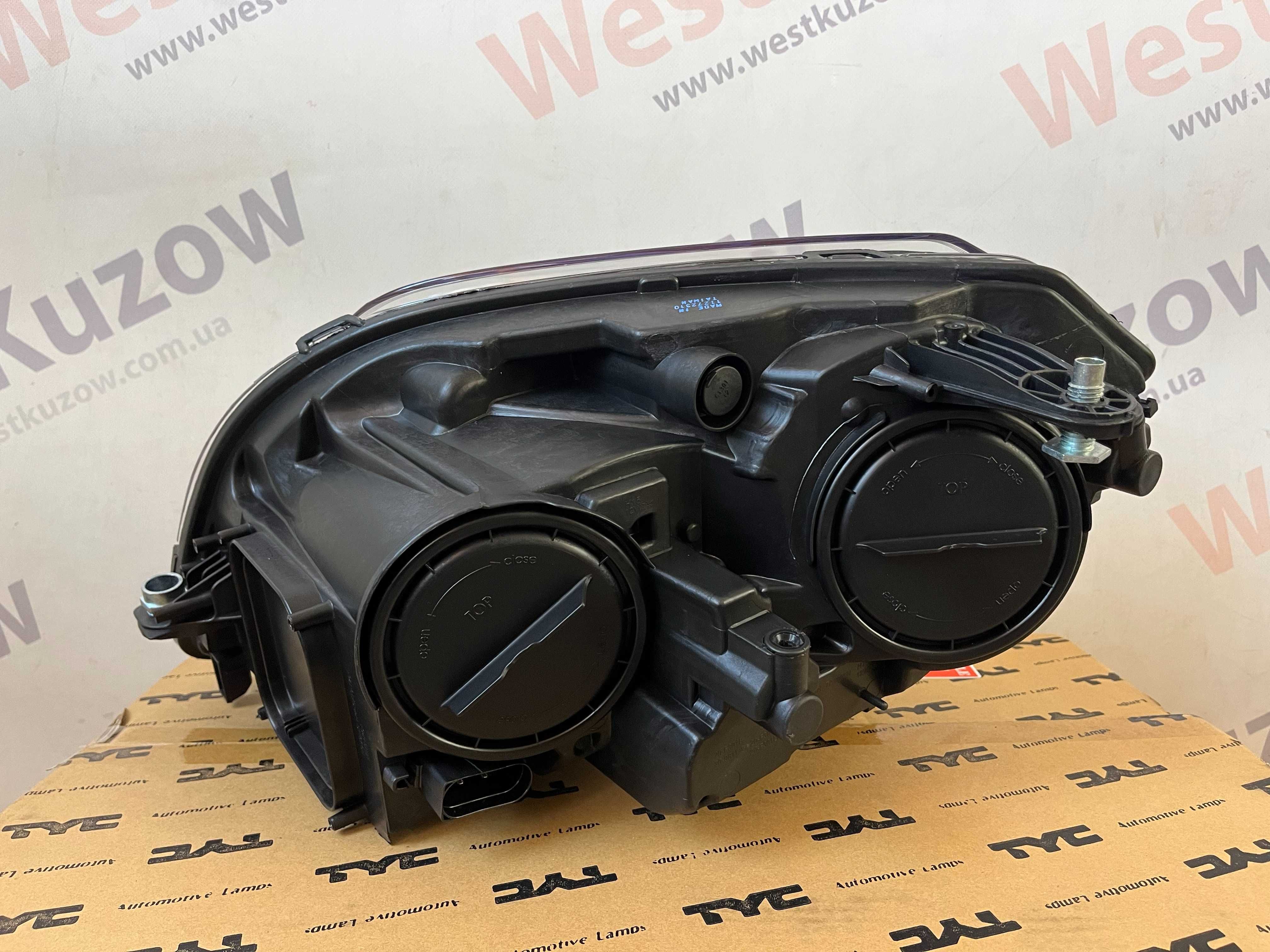 Передня права фара на MERCEDES BENZ (GLK-KL X204), 12 - 15, ZBZ111358R