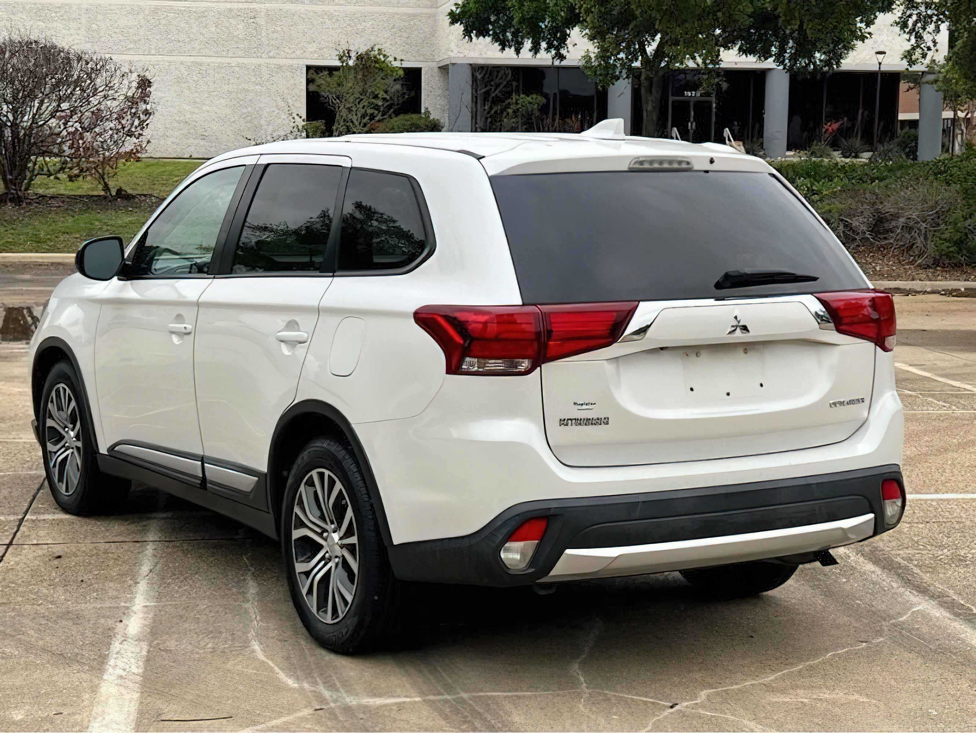 2018 Mitsubishi Outlander