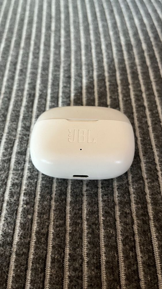 JBL Wave 200 tws