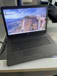 Bardzo ładny laptop 17” hp ssd256gb 8gb ram i5 10generacji