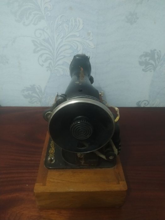 Машинка швейна Подолка тип МШ-2