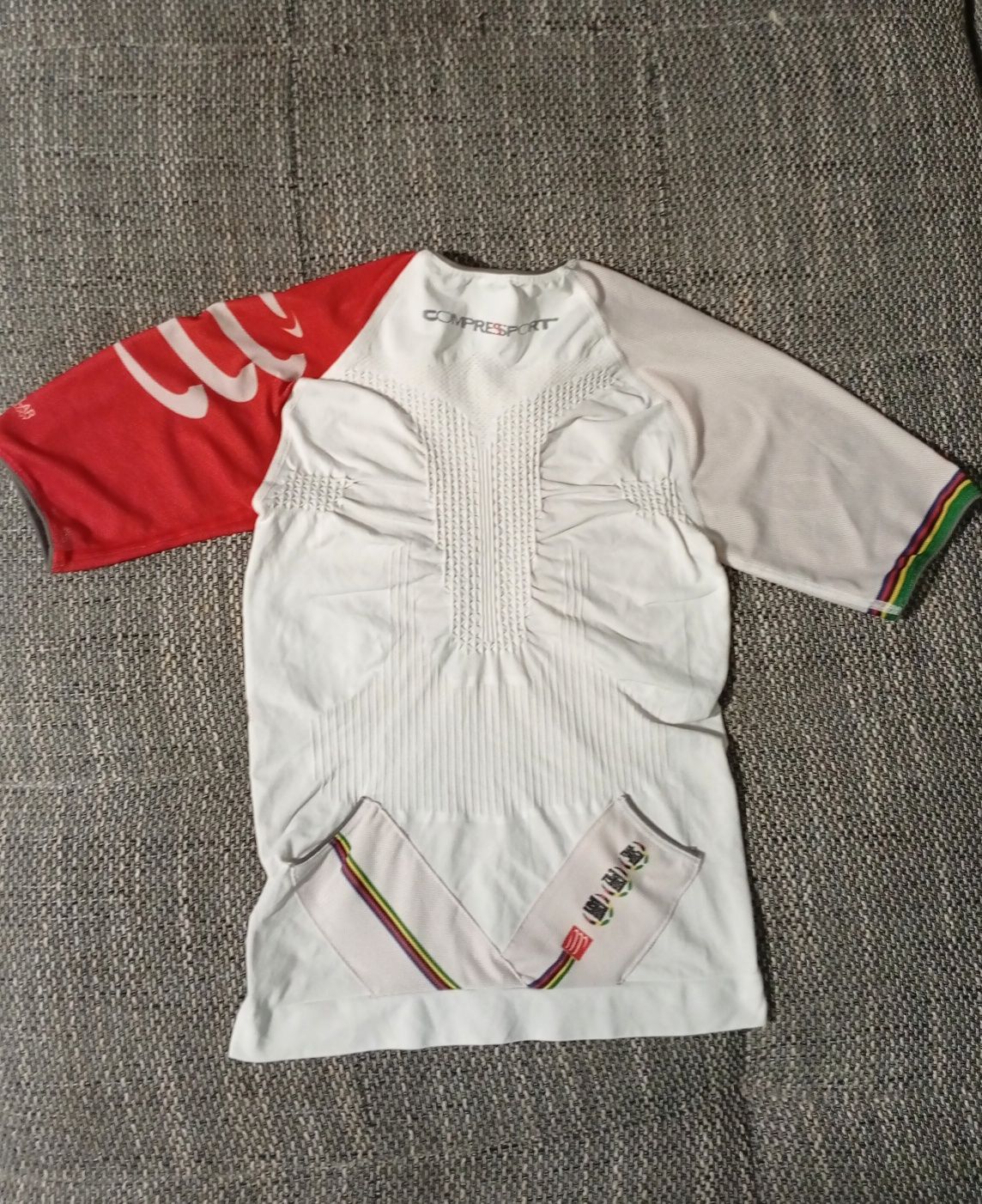 Компресійна термофутболка Compressport Pro Racing Triathlon. Роз. S/М