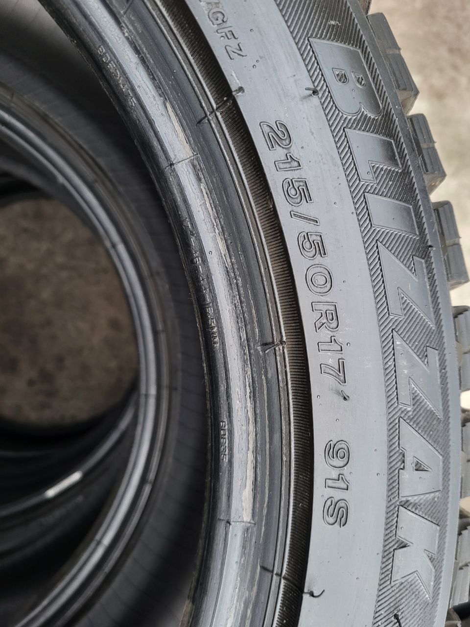 Зимняя резина Bridgestone 215 50 R17 зимние шины покрышки
