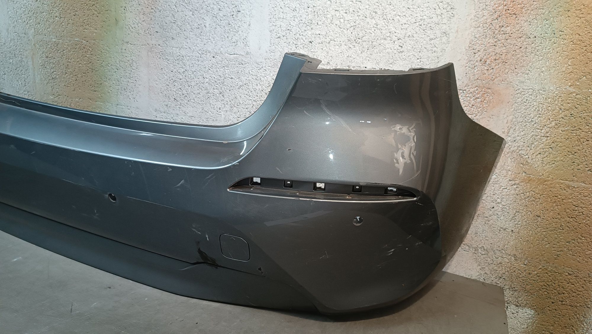 Vendo parachoque de trás BMW 1 séries F40 ano 2018/23