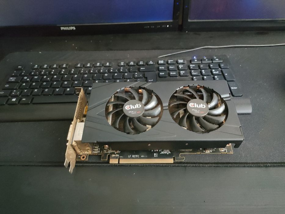 Radeon R9 270x 2GB GDDR5 Club 3d