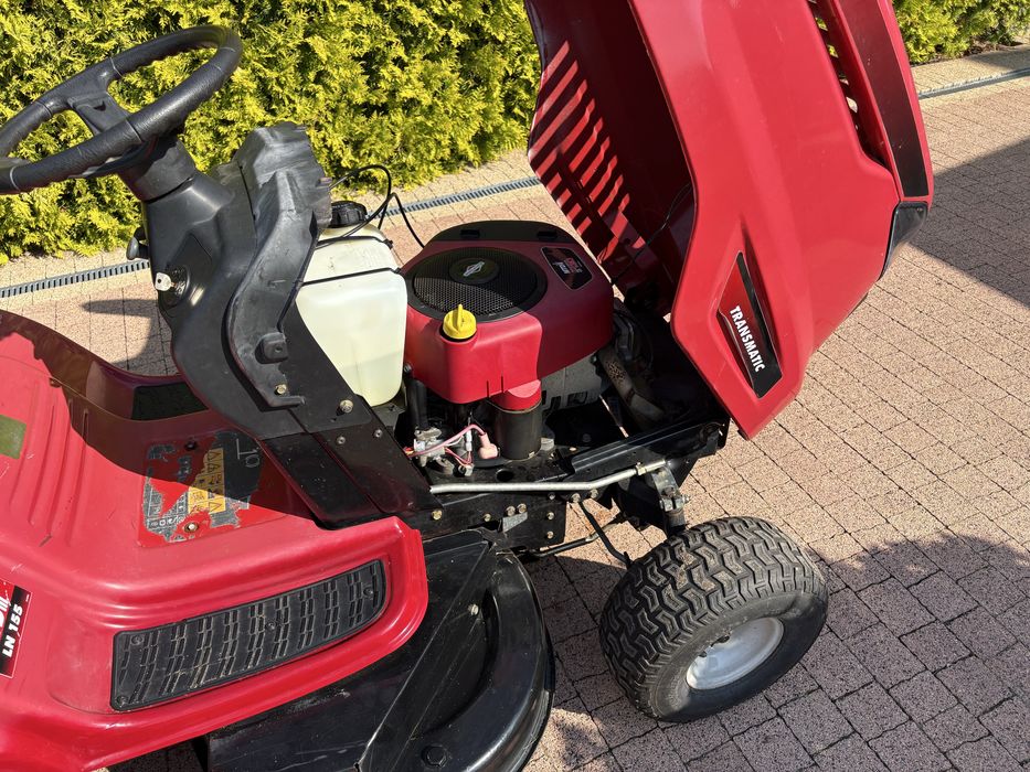 Traktorek z koszem MTD silnik B&S 13 hp.