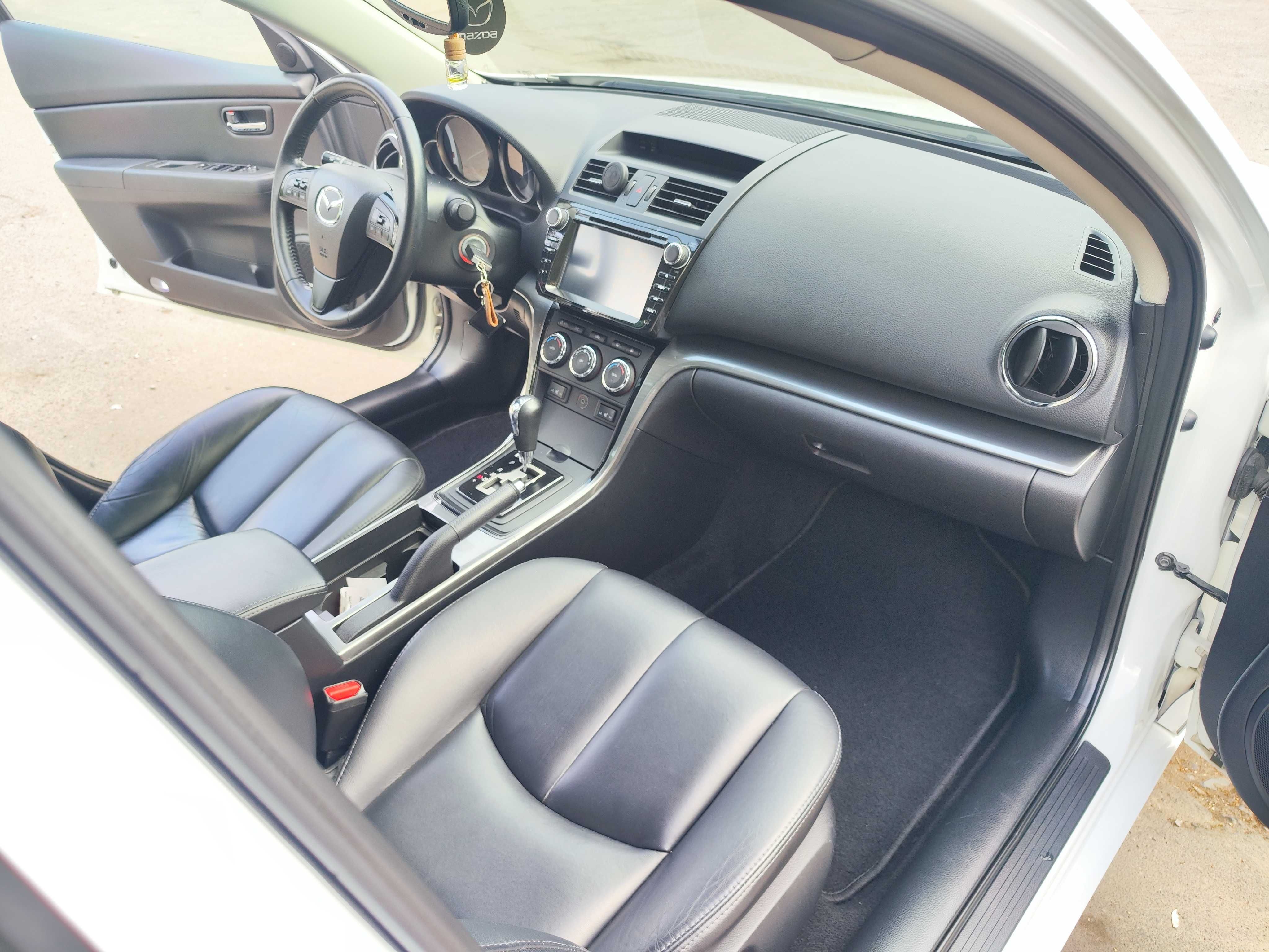 Продам Mazda 6 2.5АТ