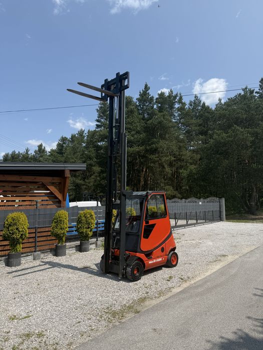 Wózek widłowy linde H18T wolny skok maszt triplex z Niemiec