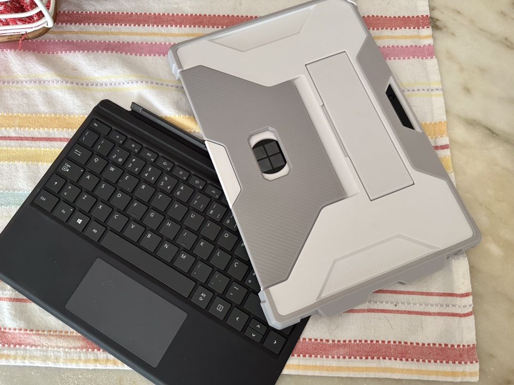 Surface Pro 7 i7 512gb + teclado + capa