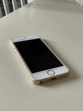 iPhone SE dourado
