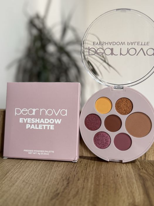 Палетки тіней від відомих брендів