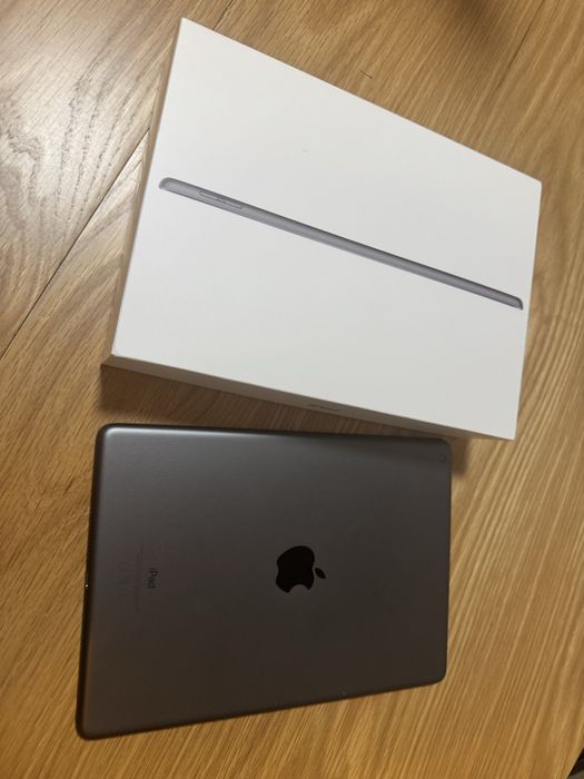 iPad 9. generacji 64 GB Wi-Fi  – Space Gray
