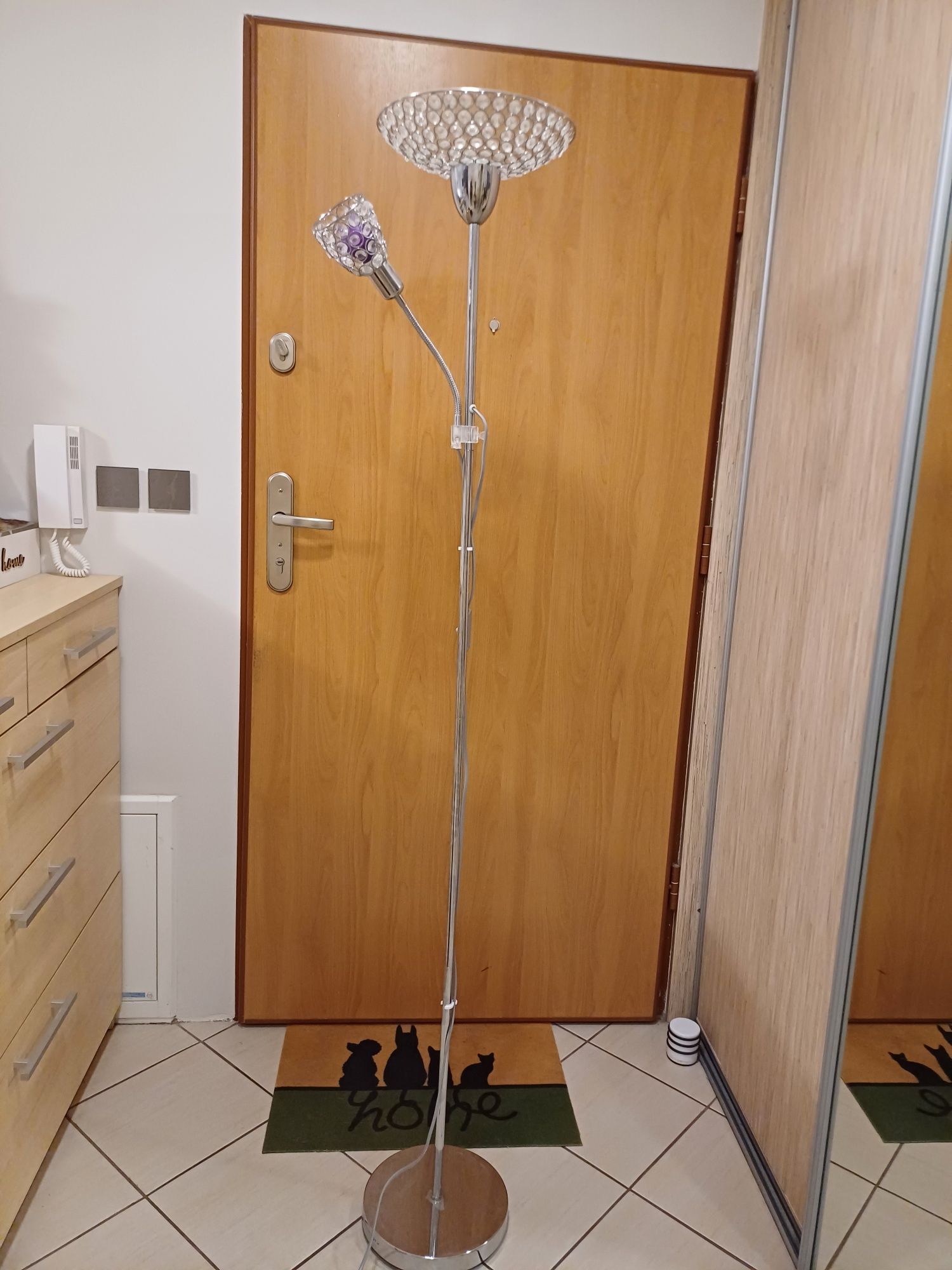 Lampa podłogowa stojaca