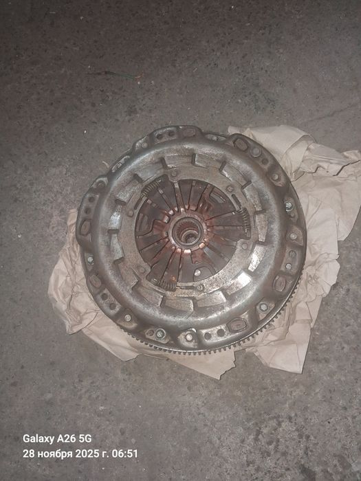 Продам маховик на Вито 639