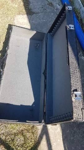 Sprzedam futerał sztywny do keyboarda