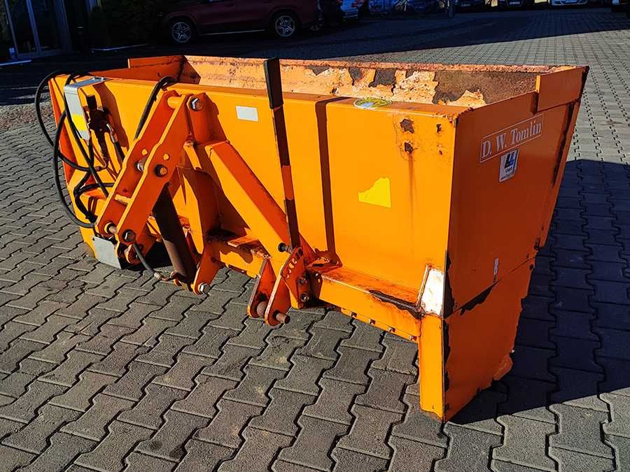 D.W. Tomlin PP700 posypywarka soli i piasku 700 L