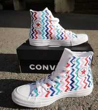 Высокие кеды Converse.
100% оригинал.
Vans nike adidas
