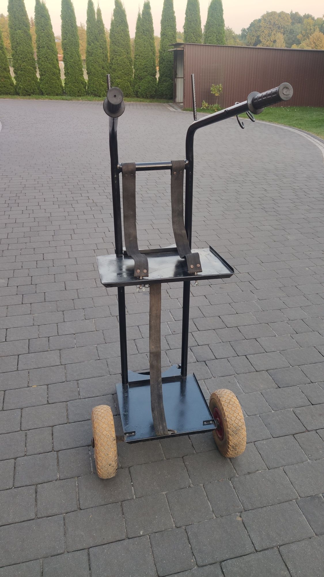 Wózek transportowy na spawarkę i osprzęt