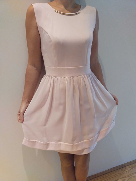 sprzedam nowe sukienki dobrej jakości rozmiar S