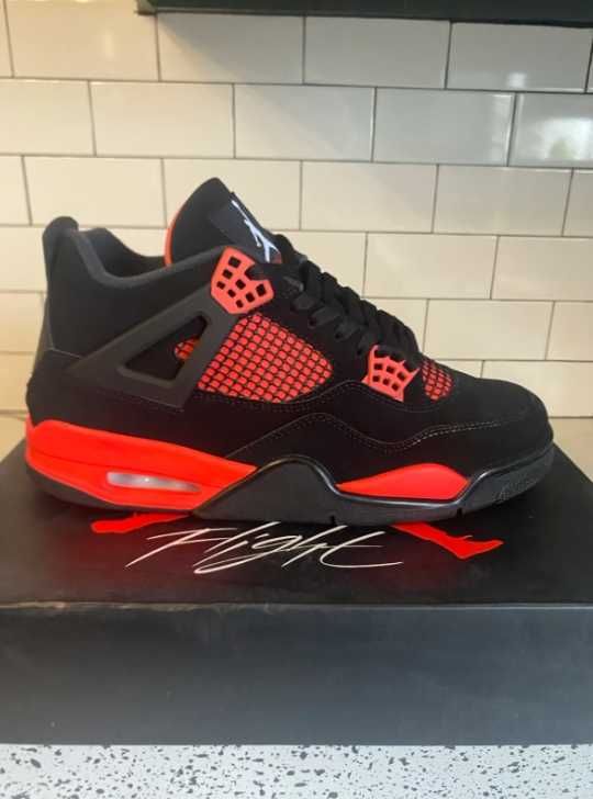 nowy Jordan 4 Retro Red Thunder Moda rozmiar.41